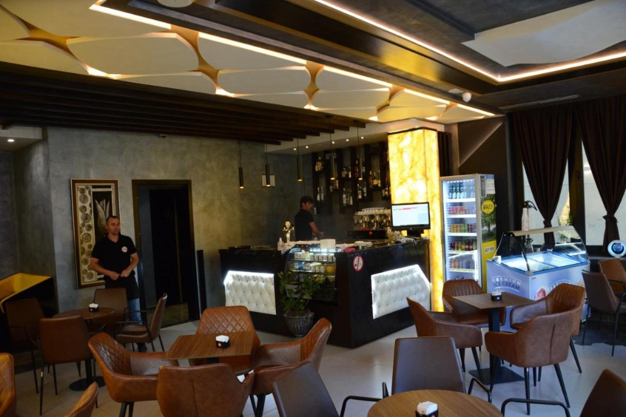 Royal Hotel Peshkopi Albania Eksteriør billede