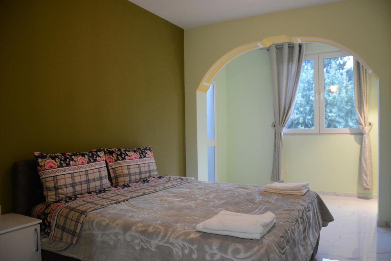 Royal Hotel Peshkopi Albania Eksteriør billede